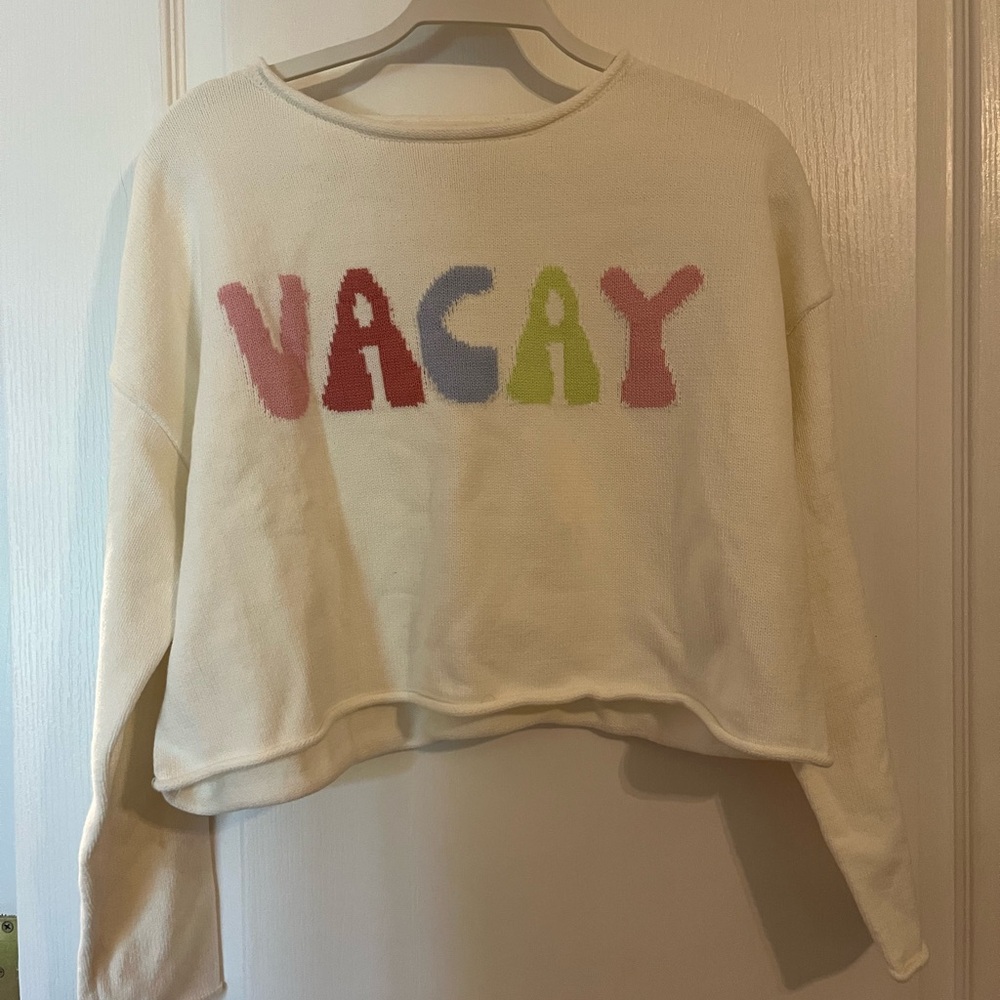 moon & madison Cream Sweatshirt with Multicolor 'VACAY' Graphic